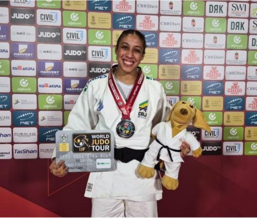 Kaillany Cardoso conquista a prata no Grand Slam de Budapeste
