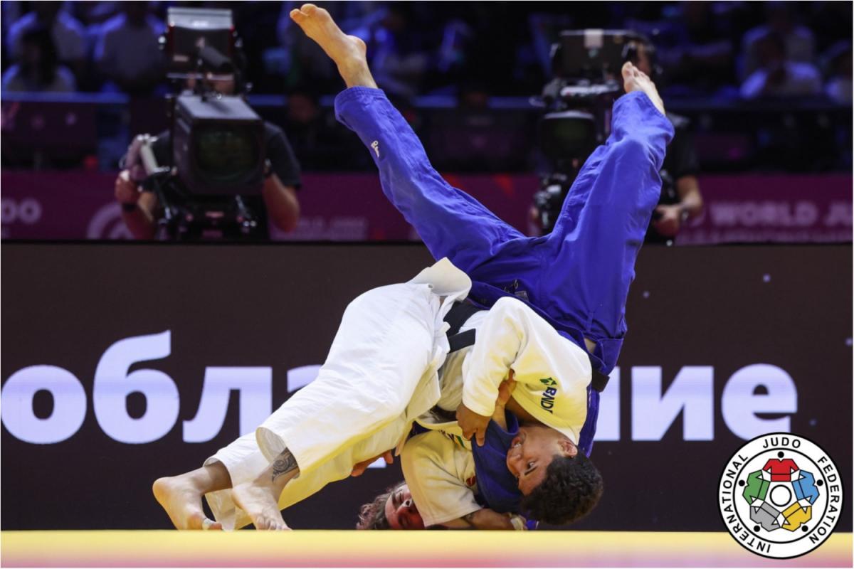 Ronald Lima, Larissa Pimenta e Rafaela Rodrigues se despedem do Mundial de Judô Sênior 2026 nas preliminares
